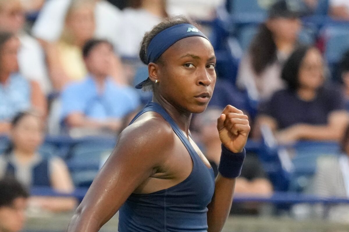 Coco Gauff reaches Canadian Open semis by walkover due to Belinda Bencic hip injury