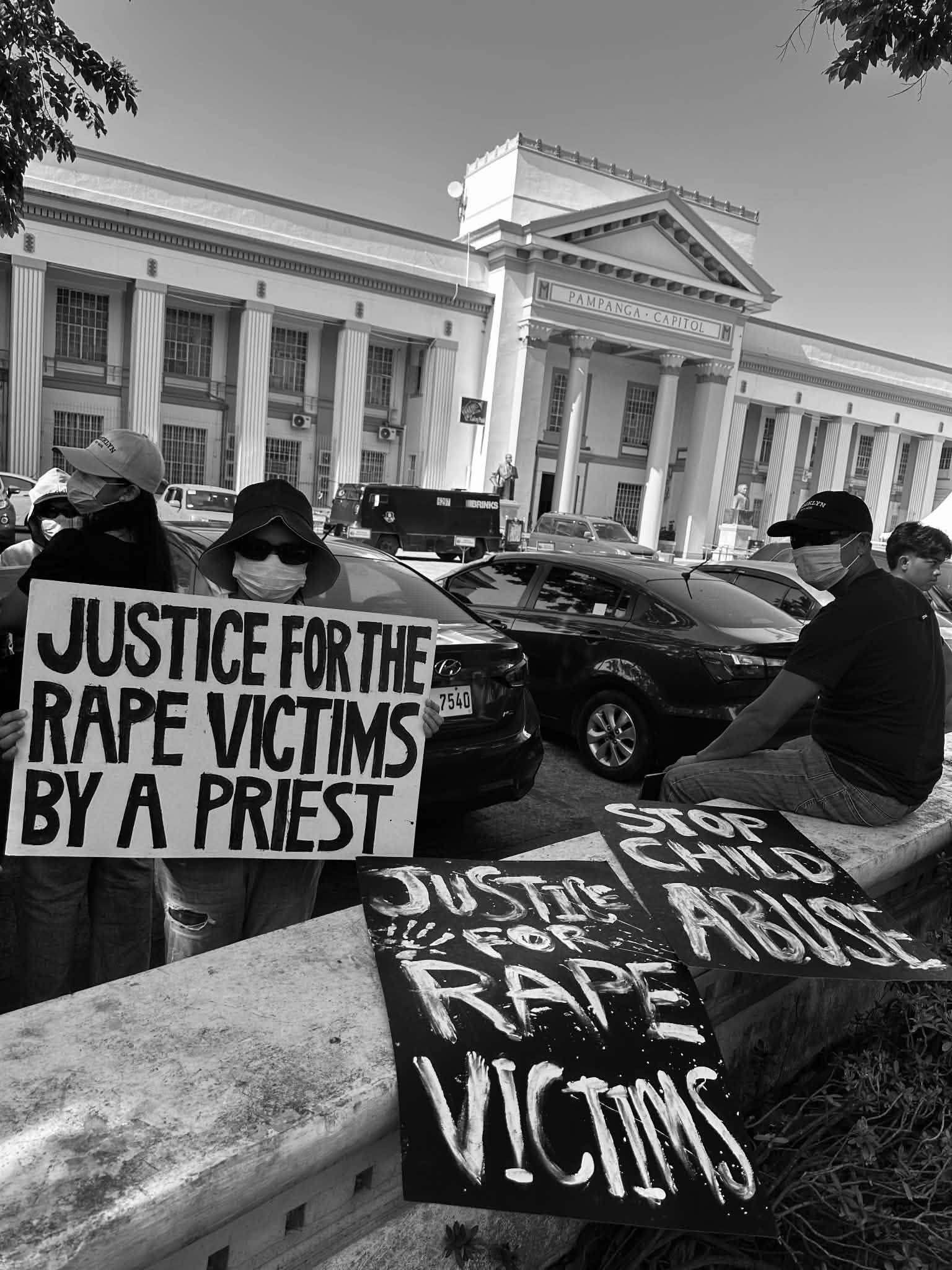 Rape raps vs Pampanga priest trashed