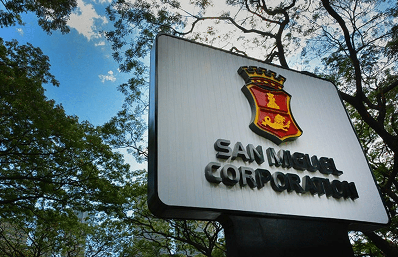 Food, fuel units lift San Miguel core earnings 