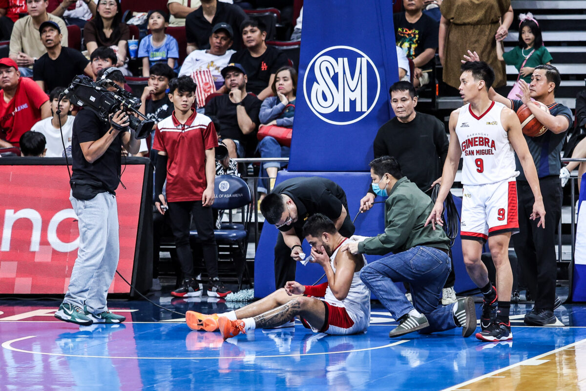 Barangay Ginebra RJ Abarrientos vs Rain or Shine PBA semifinals