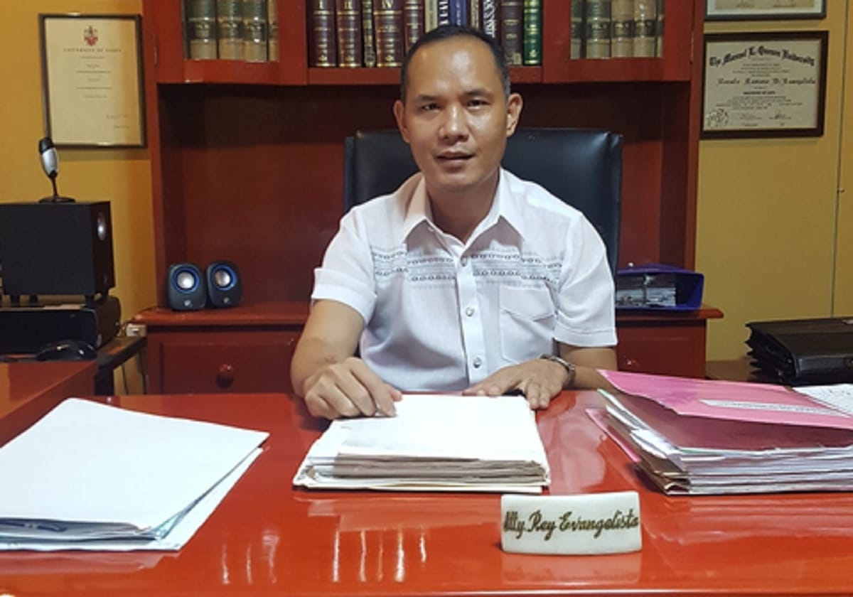 First Mangyan lawyer Renato Evangelista dies at 52