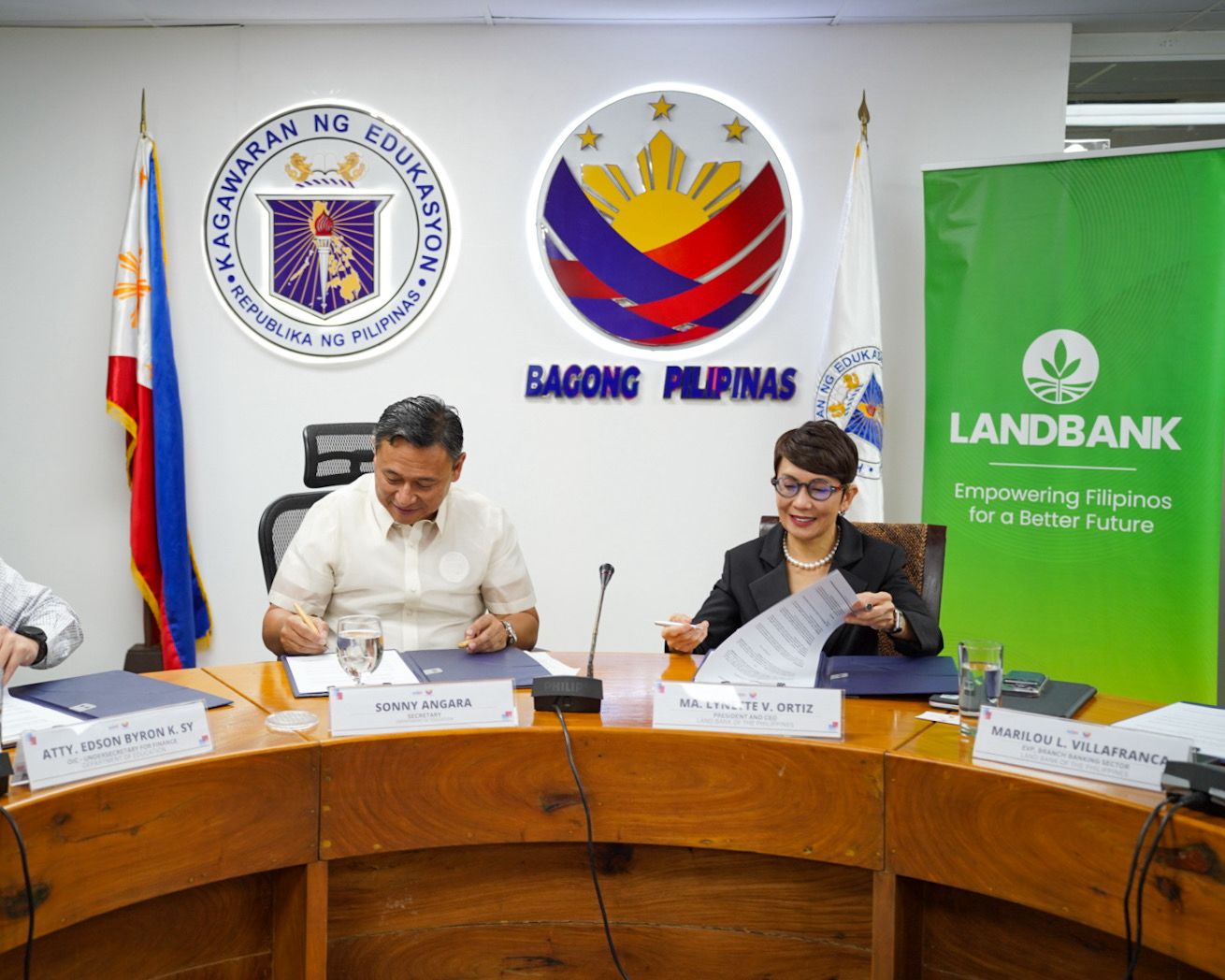 Angara advances teacher welfare through loan assistance with Land Bank