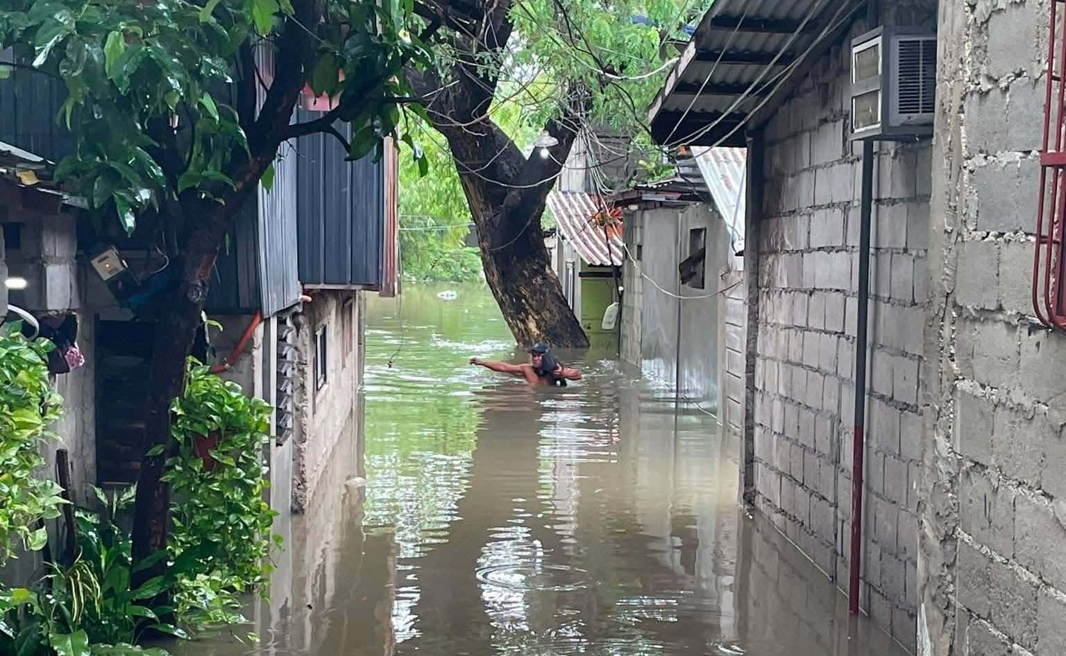 Floods, landslides hit several areas in Laoag City