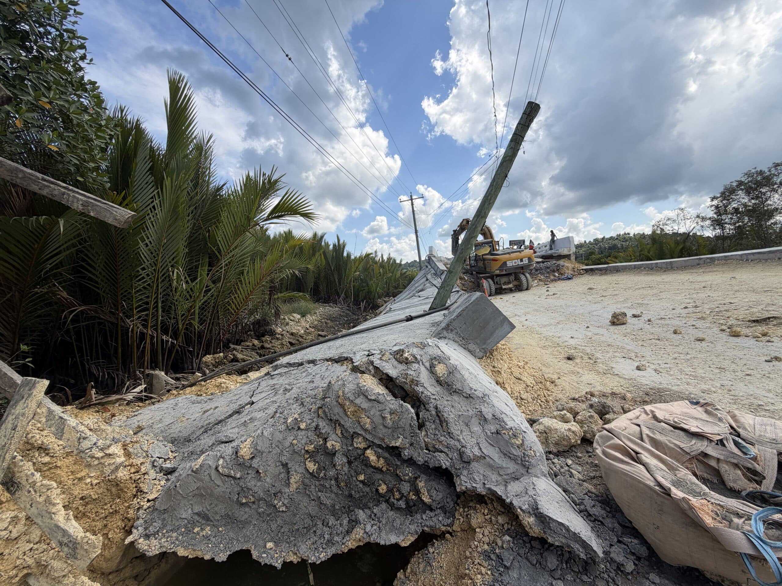 Newly-opened bridge in Bohol closed after approach collapsed