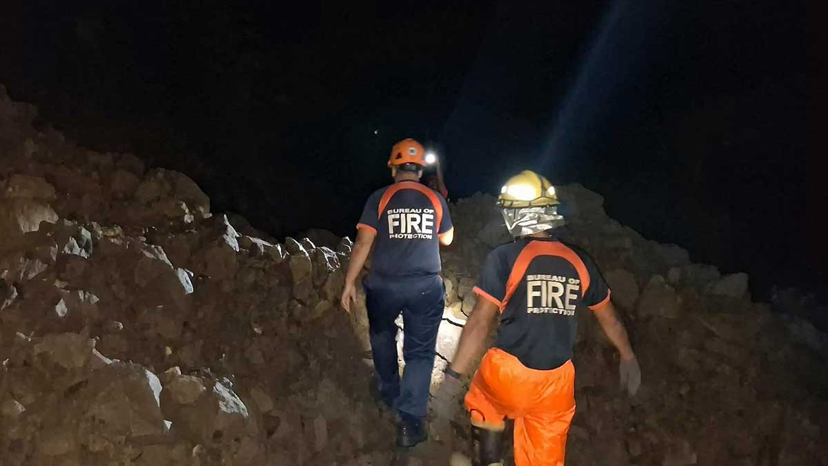 6 rescued after landslide blocks road in Ilocos Sur