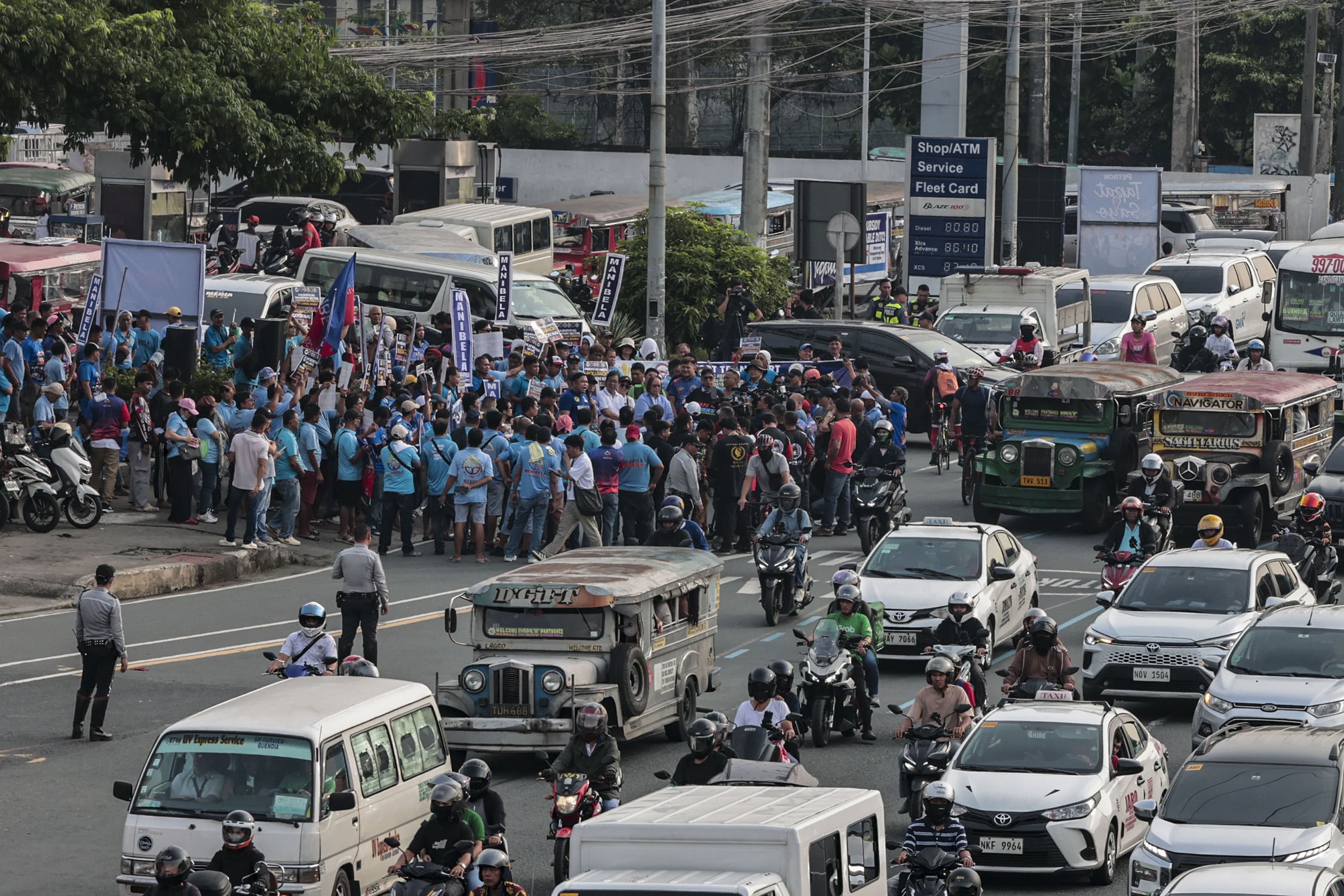 Police assist commuters as transport strike begins