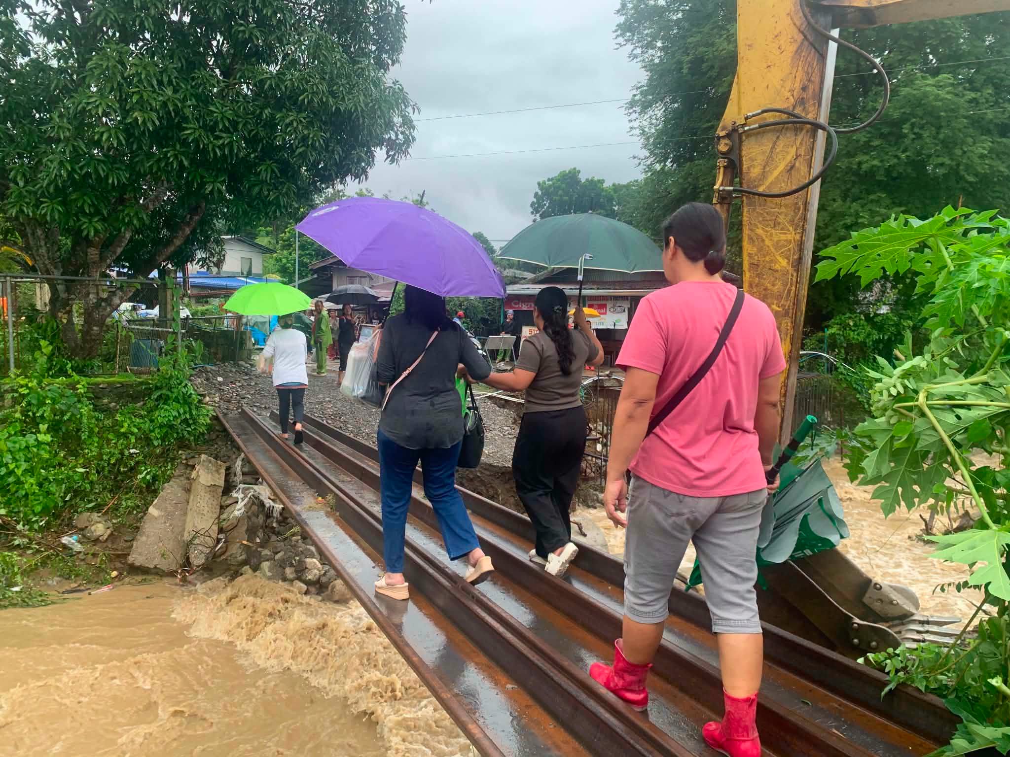 Temporary footbridge installed in place of damaged Ilocos Sur bridge