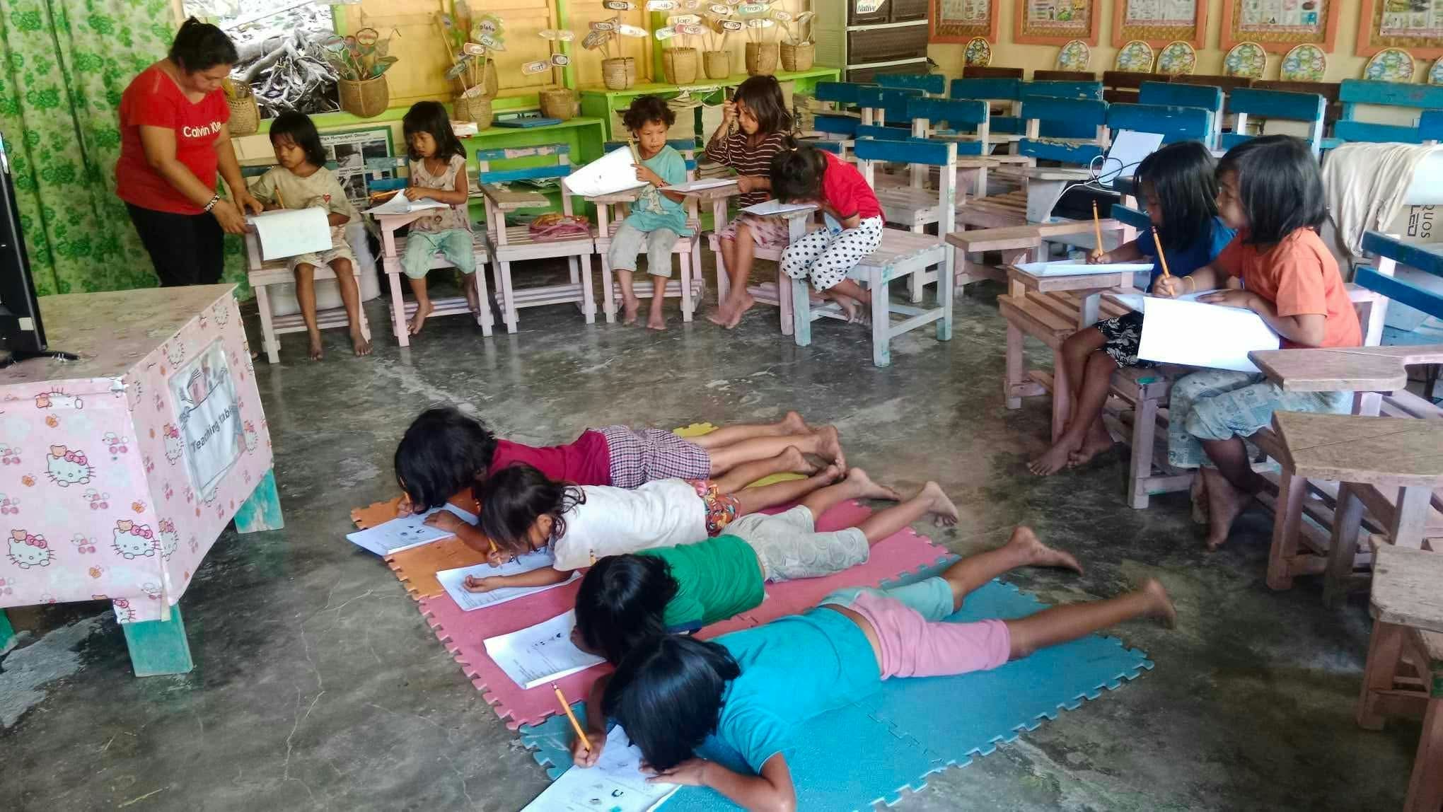 Mangyan couple keeps education alive in remote communities