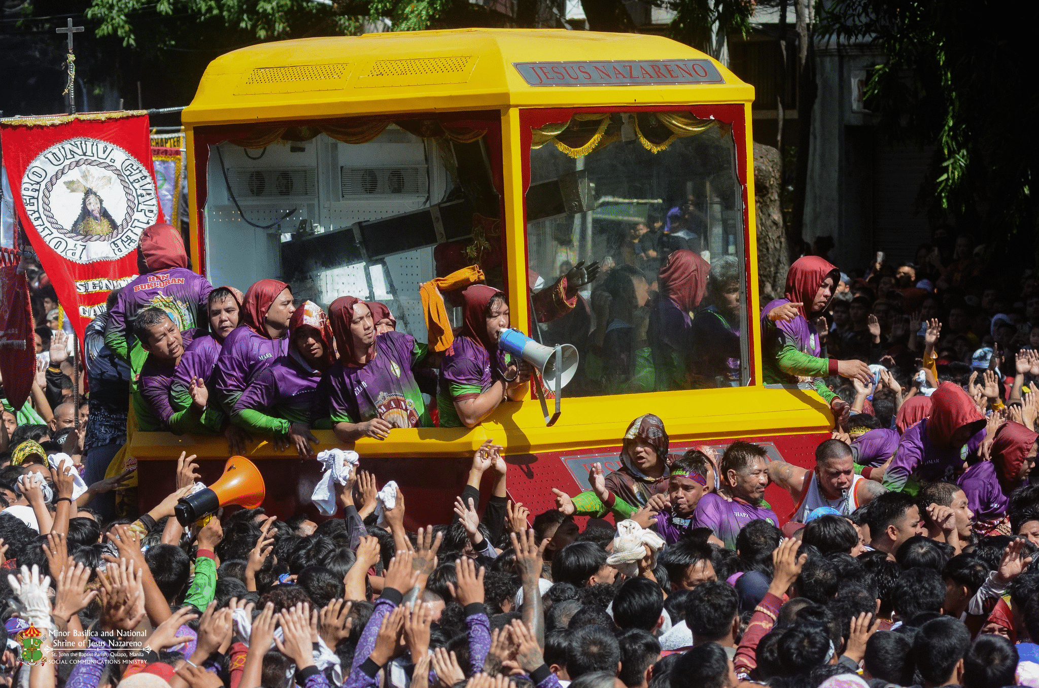 Good Friday procession of Jesus Nazareno gathers over 517,000 devotees