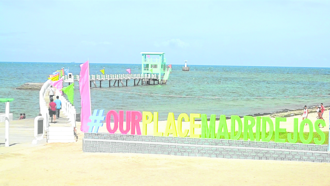 Dinagat, Cebu tourism surpass 1 million arrivals