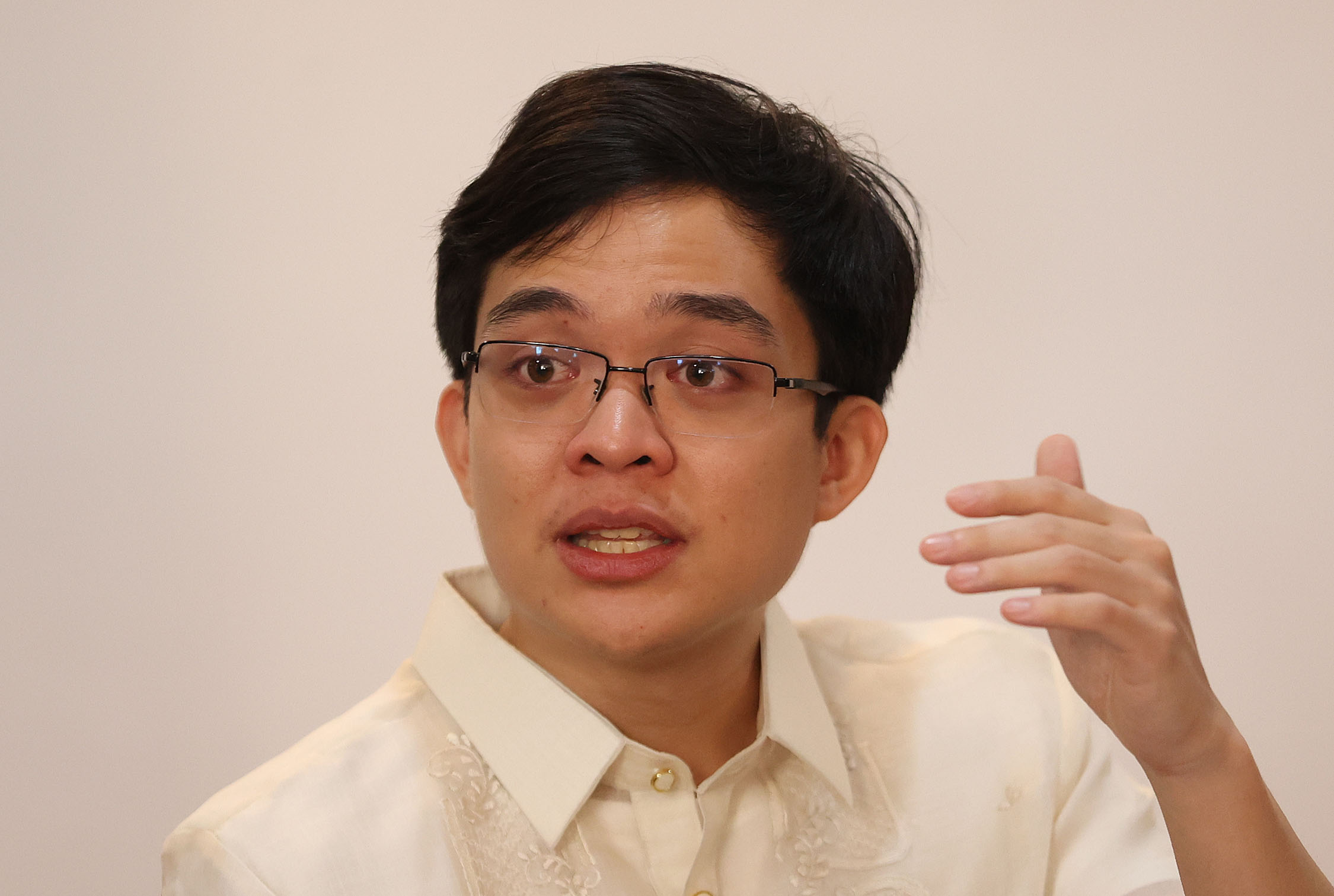 Leviste gets schooled by lawmakers for spewing ‘hearsay’