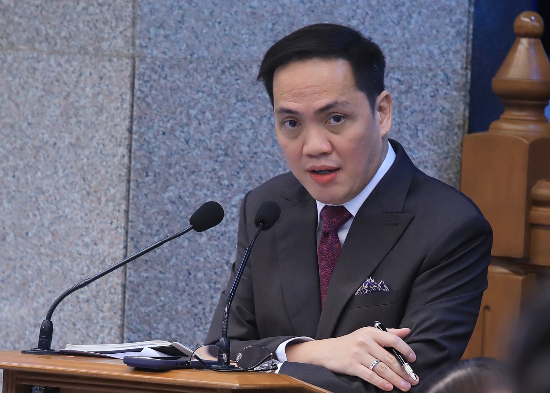 Impeachment trial: Meet prosecution counsel Amando Virgil Ligutan
