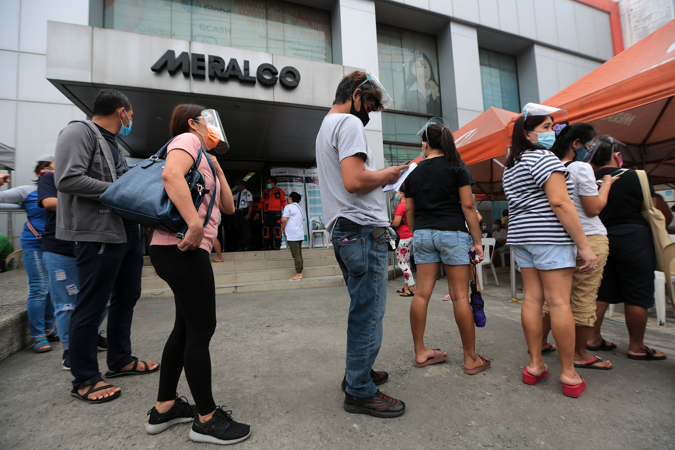 ERC orders P9.5-B refund to Meralco customers