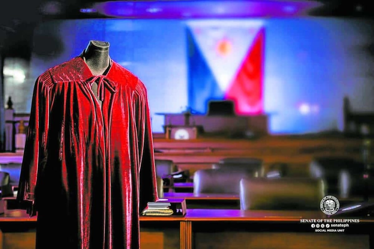House prosecutors welcome Senate move to convene as impeachment court