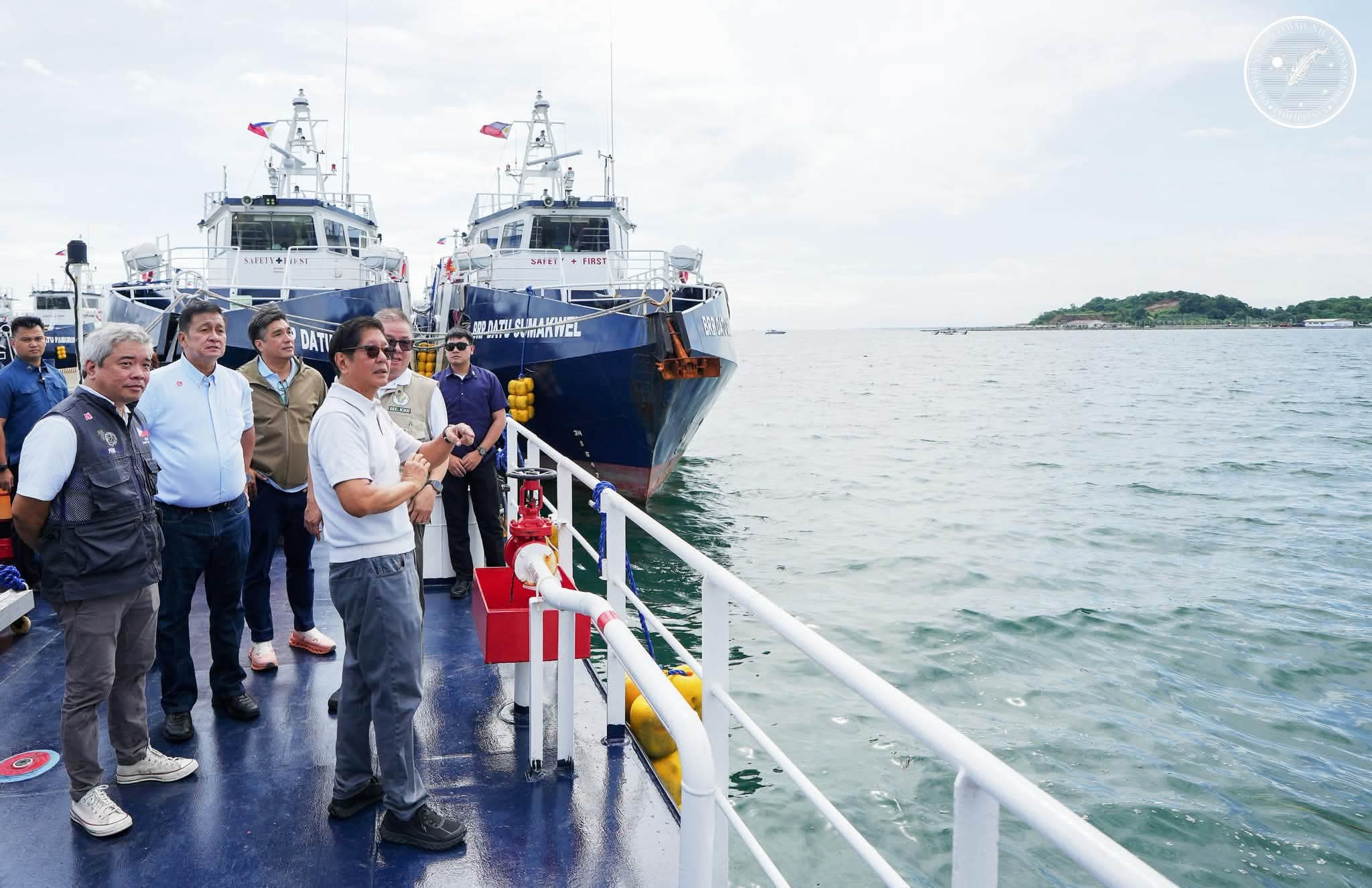 Marcos inspects rehabilitated fish port in Pangasinan