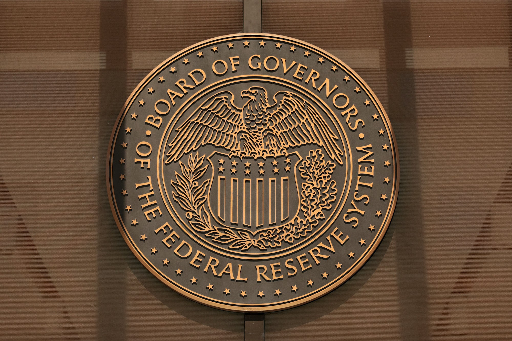 US Fed policymakers flag possible rate hikes to tackle inflation