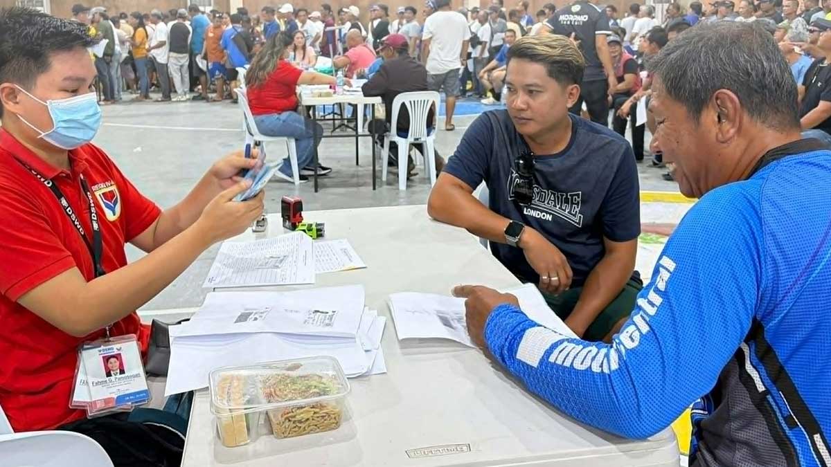 More than 91,000 tricycle drivers in Calabarzon receive cash aid