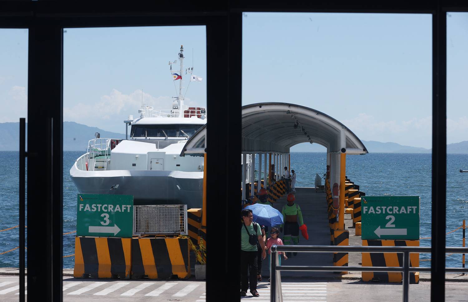Petition seeks better signal, internet at Batangas terminal