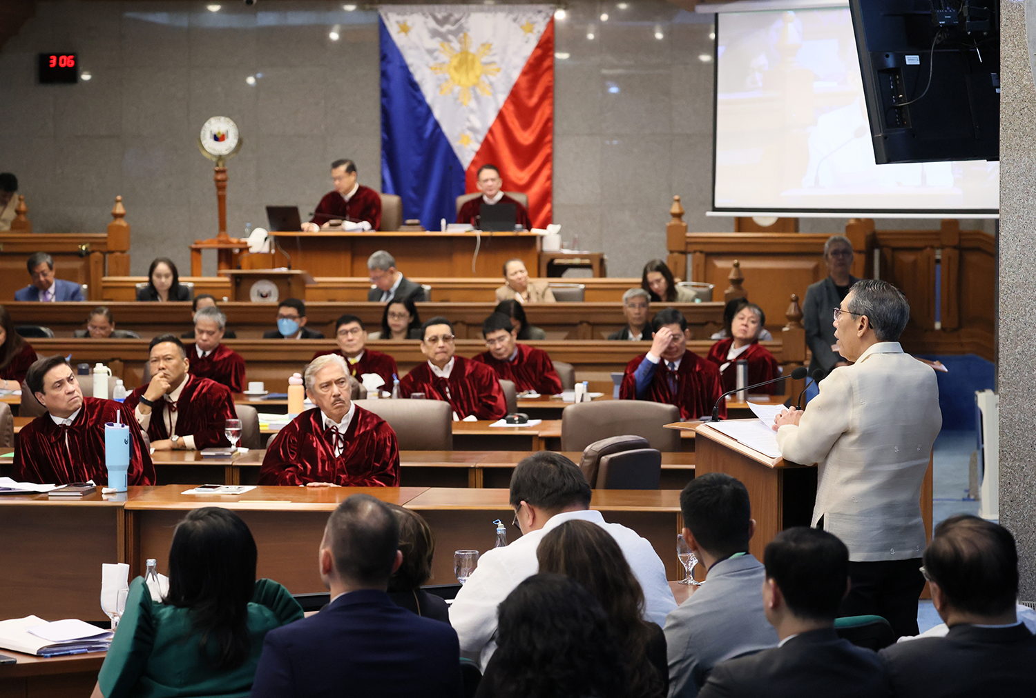 Senator-judges urged to stay impartial, but rules set no penalties