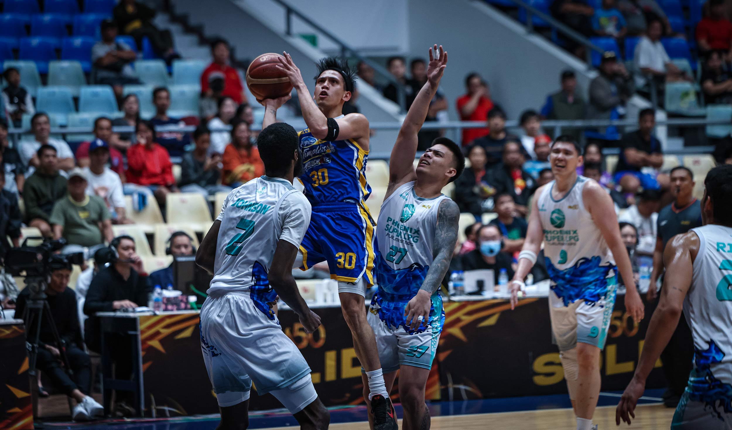 Magnolia Hotshots' Jerom Lastimosa during a game vs Phoenix Fuel Masters in the 2026 PBA Governors' Cup.