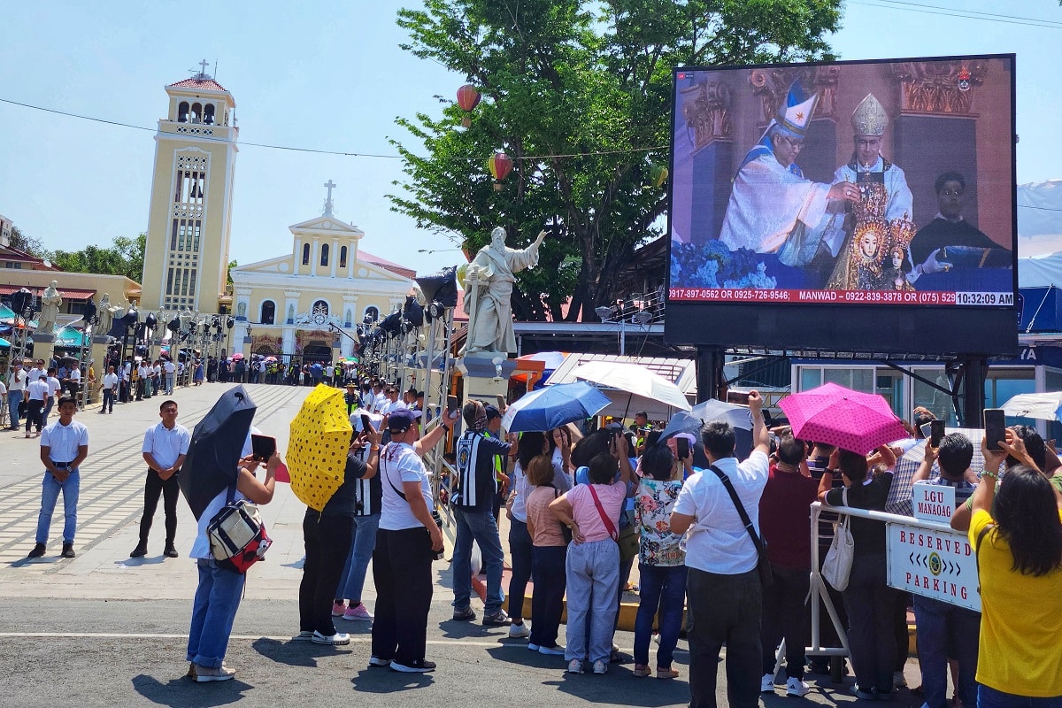 In Manaoag, Marian image marks crowning centennial
