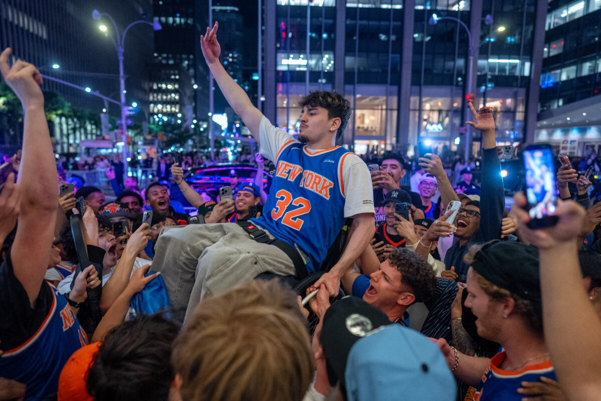 New York fans celebrate after Knicks make NBA Finals