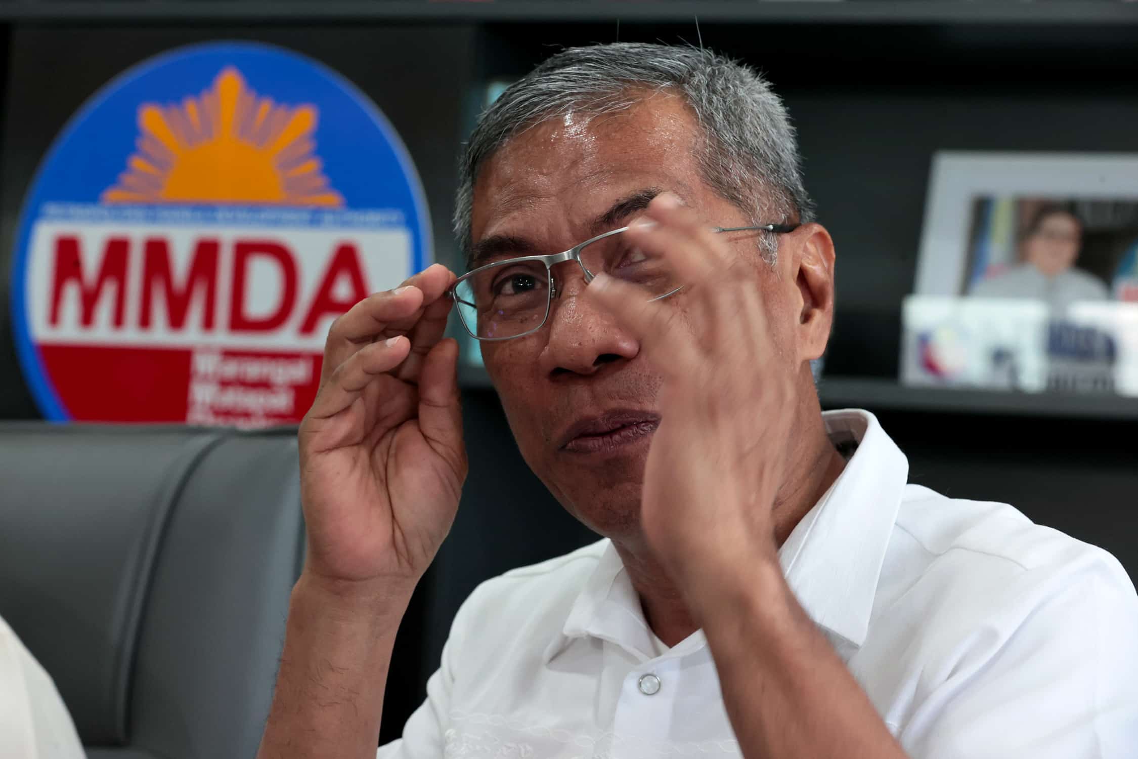 MMDA: Torre admitted to owning vehicle that passed through Edsa busway