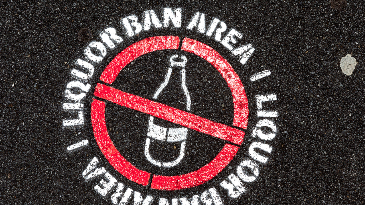 DILG: Street drinking sprees, roaming topless, late night videoke banned