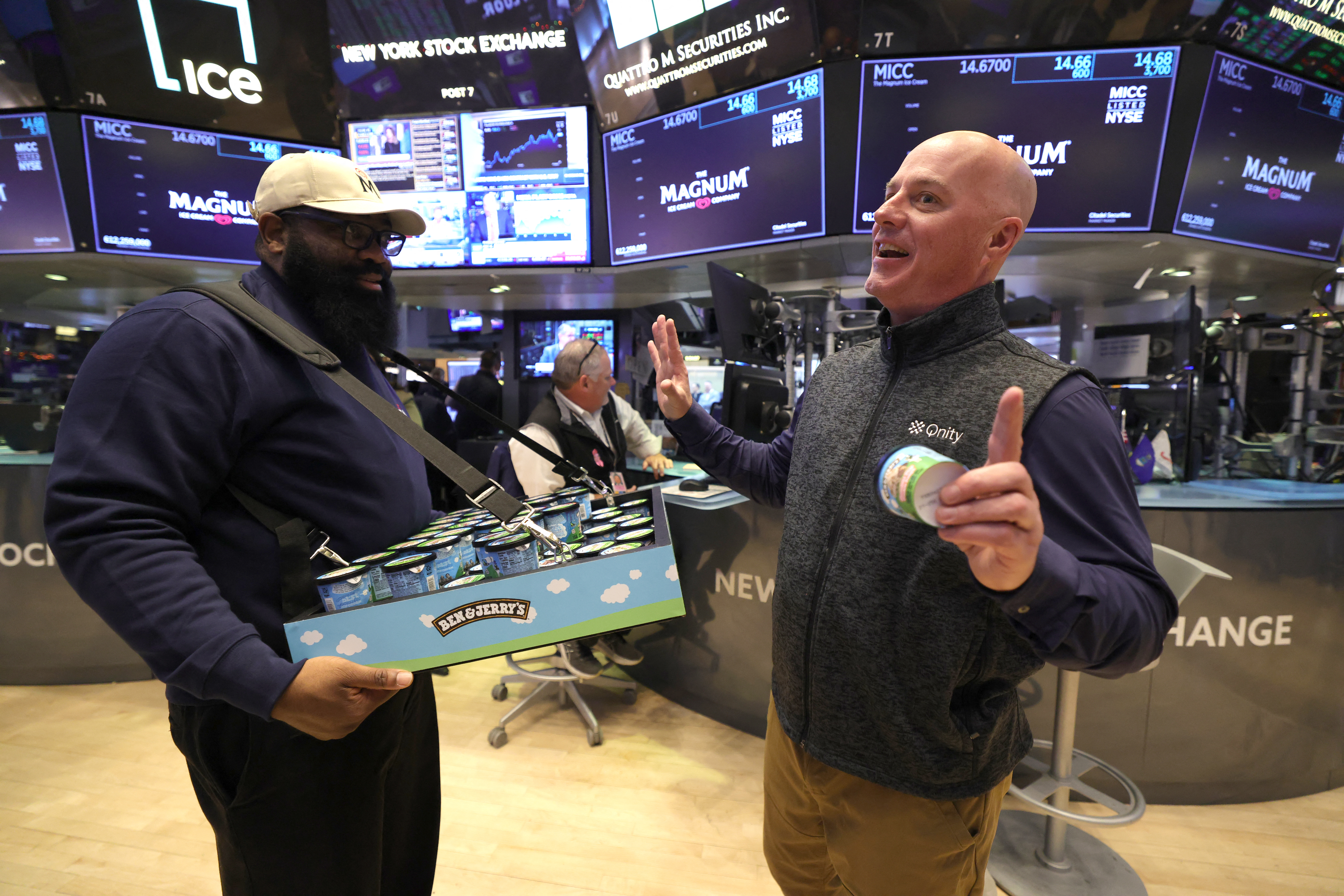 US stocks surge on hopes Iran war will end soon