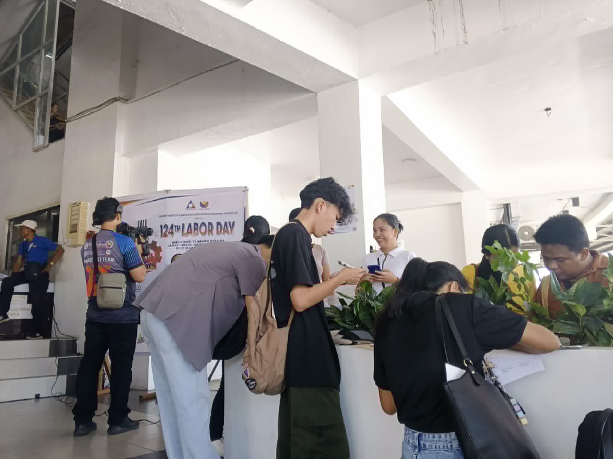 Eastern Visayas marks Labor Day with over 6,800 job openings