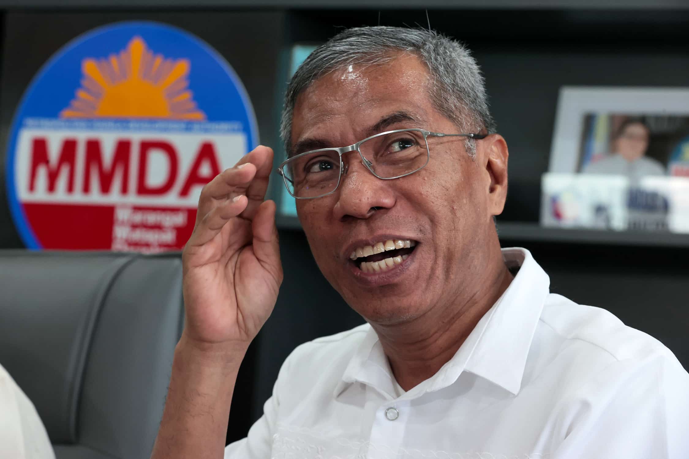 MMDA chief Torre goes on monthlong leave after Edsa Busway controversy