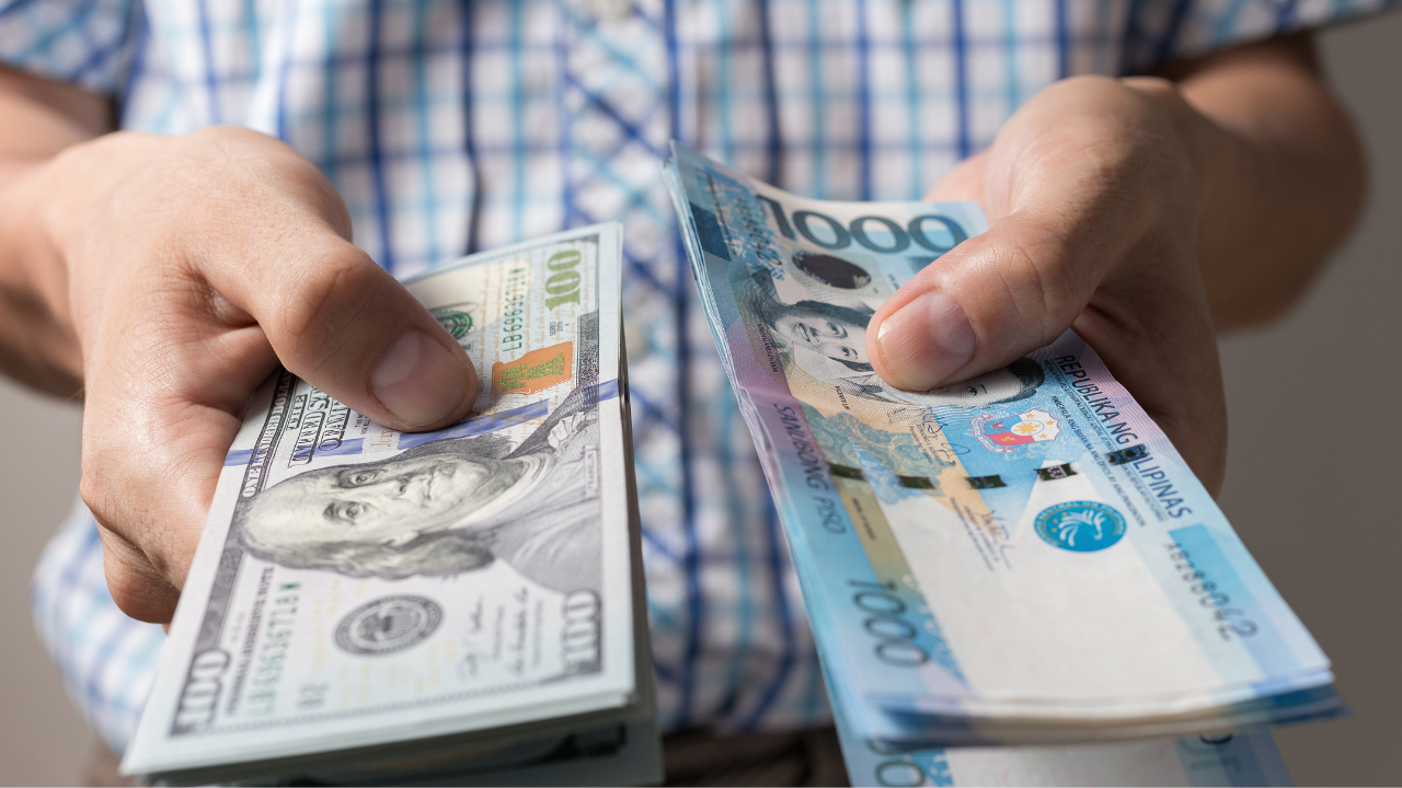 Oil shock, war fears pound Philippine peso