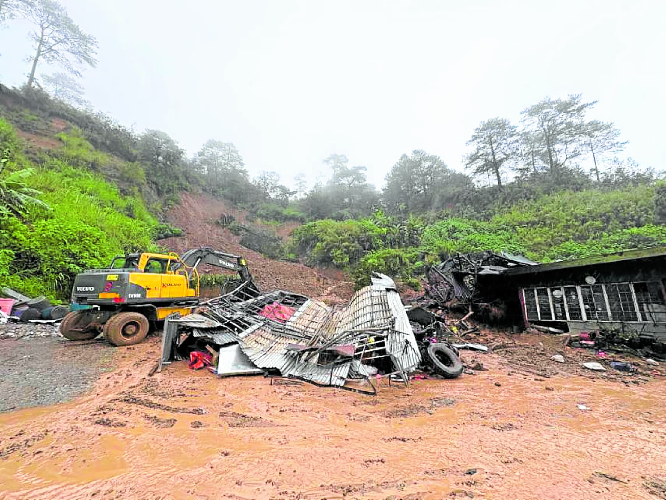 6 dead as Maymay triggers landslides, floods in Luzon