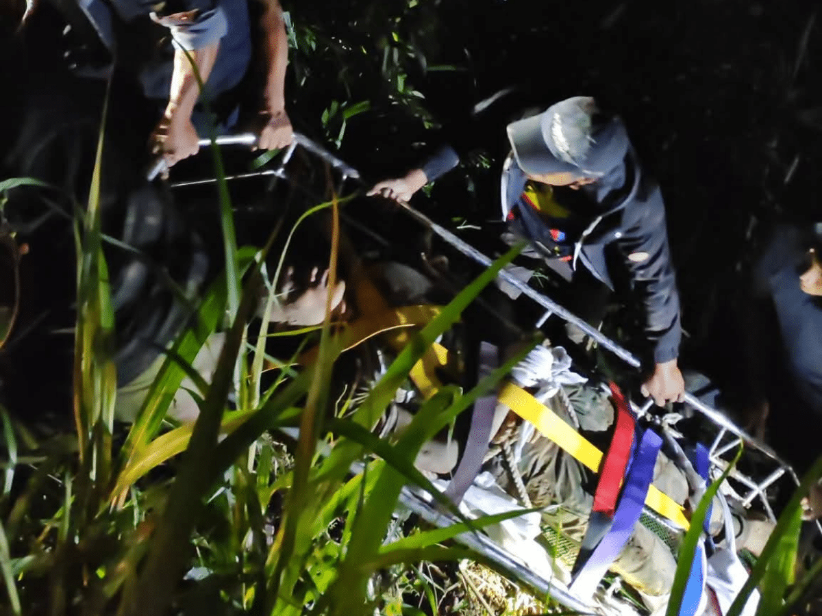 1 killed, 2 rescued as motorcycle plunges into ravine in Ifugao