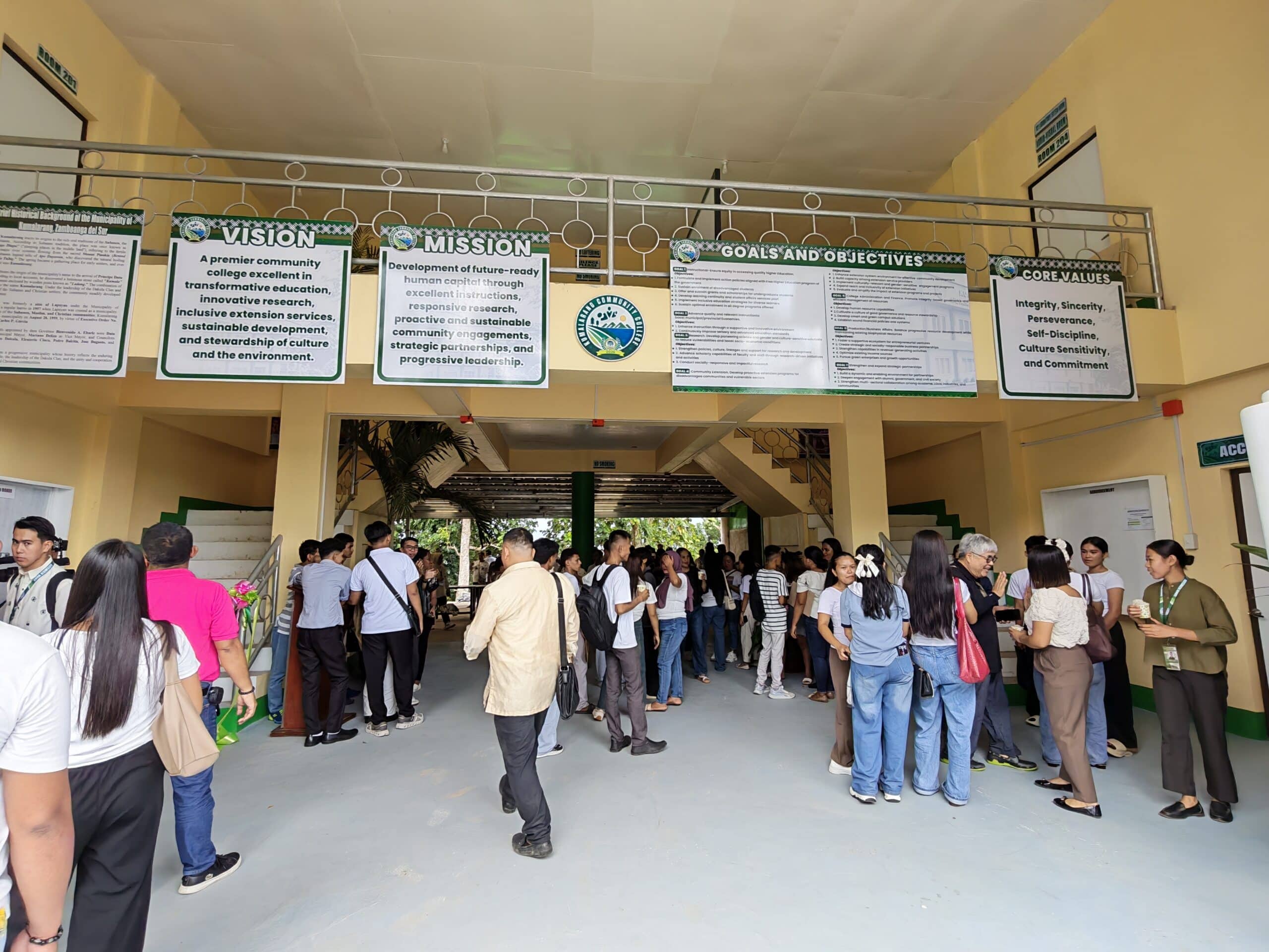 Kumalarang, Zamboanga del Sur opens community college
