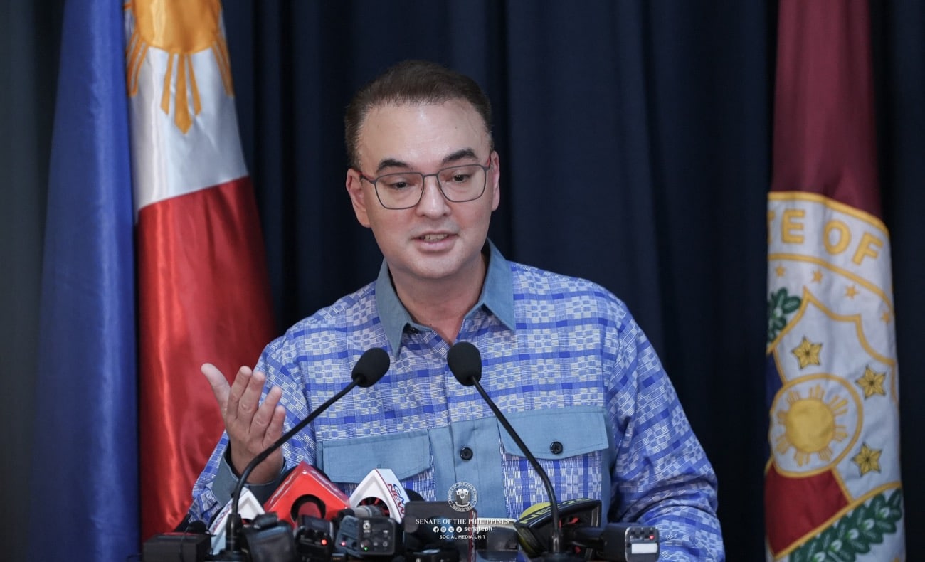 Cayetano: Senators plotted to stop dela Rosa from attending plenary