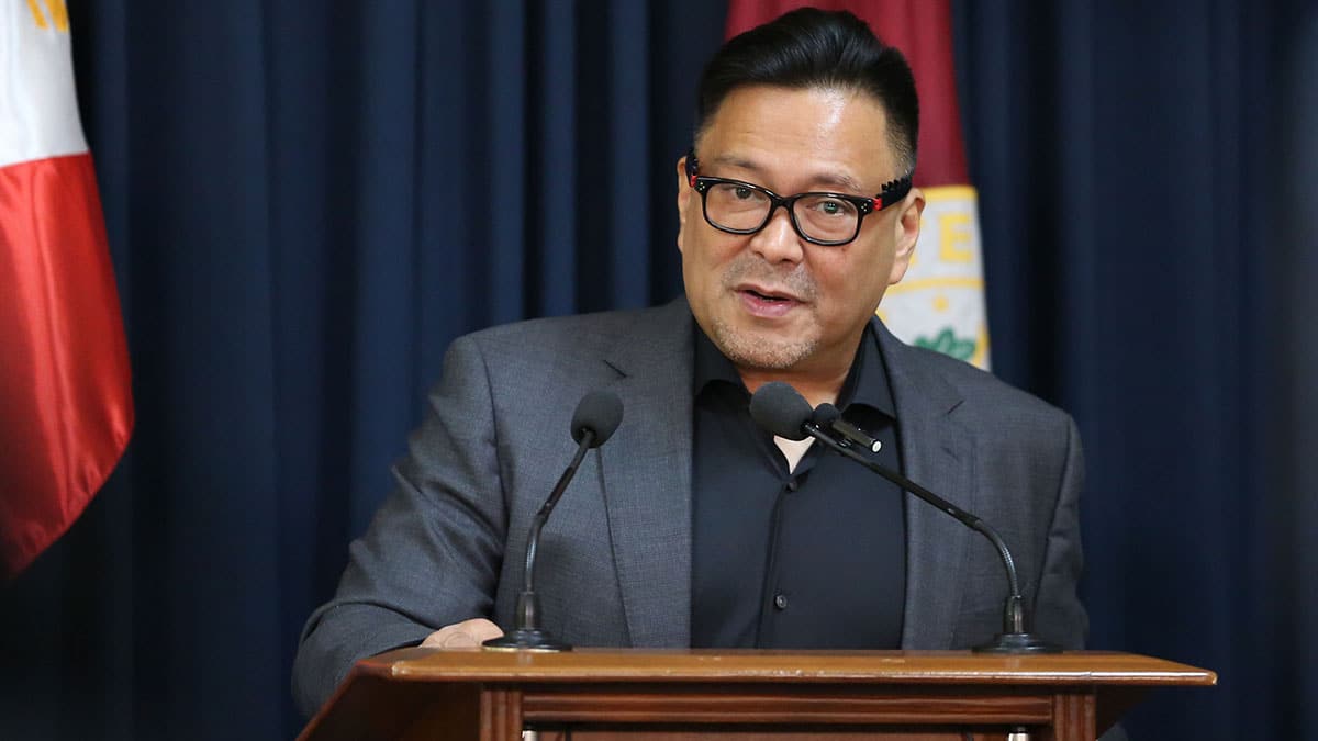 Ejercito warns gov’t agencies vs ‘sugarcoated’ Mideast reports