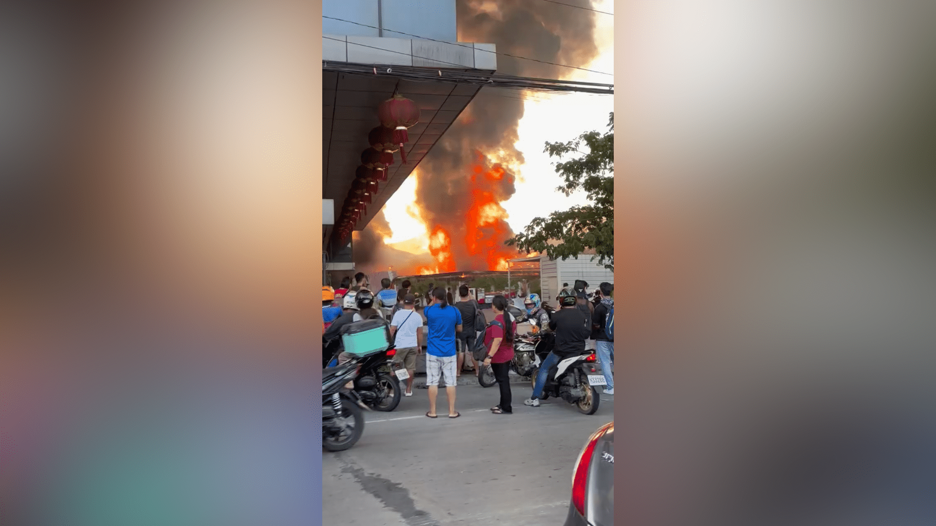 Fire hits Valenzuela City transport hub, reaches 3rd alarm