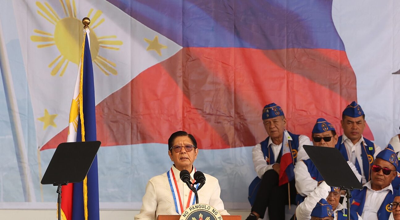 Marcos releases P8B for barangay, student projects