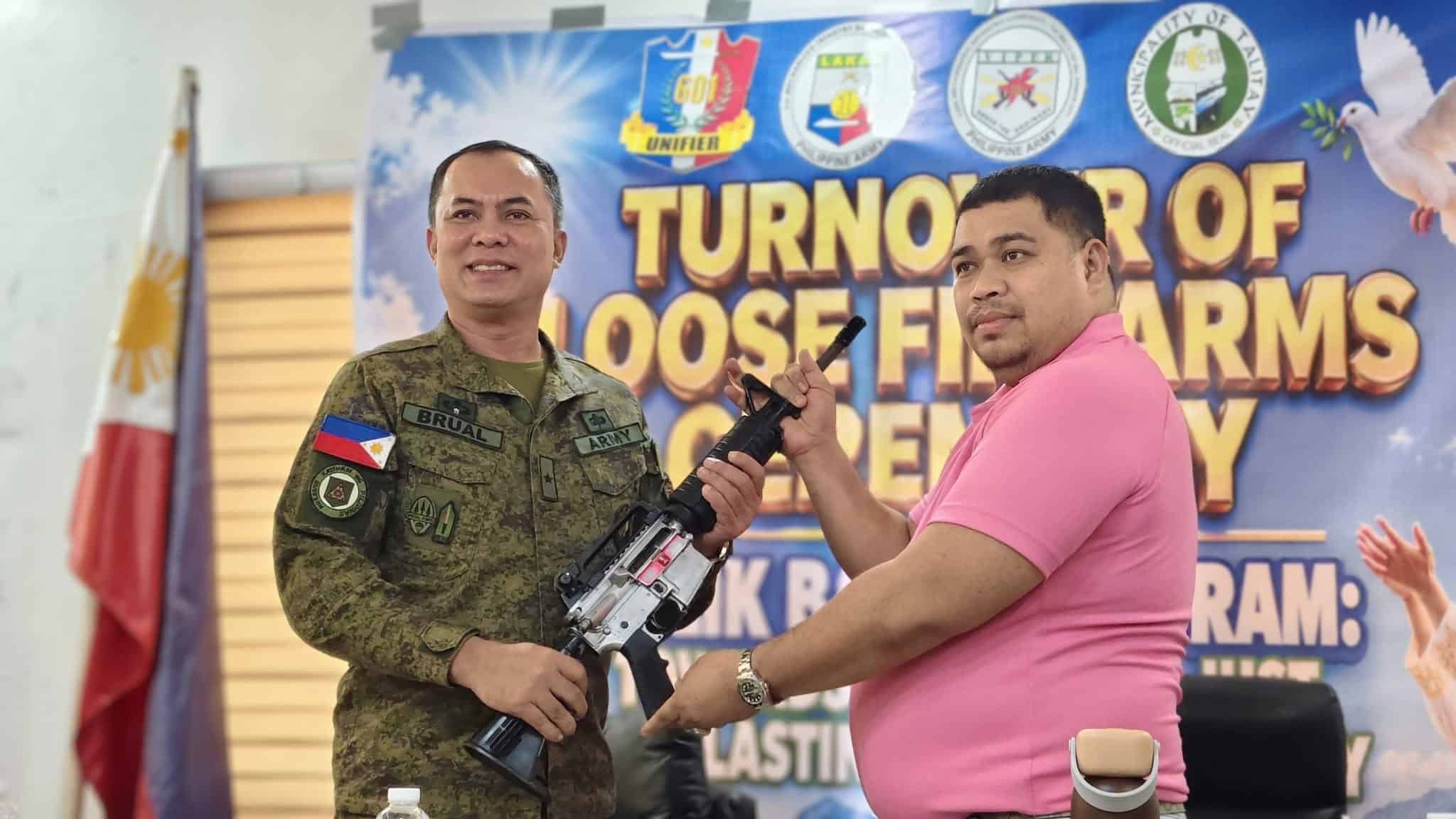 Maguindanao del Norte residents surrender unlicensed guns to Army