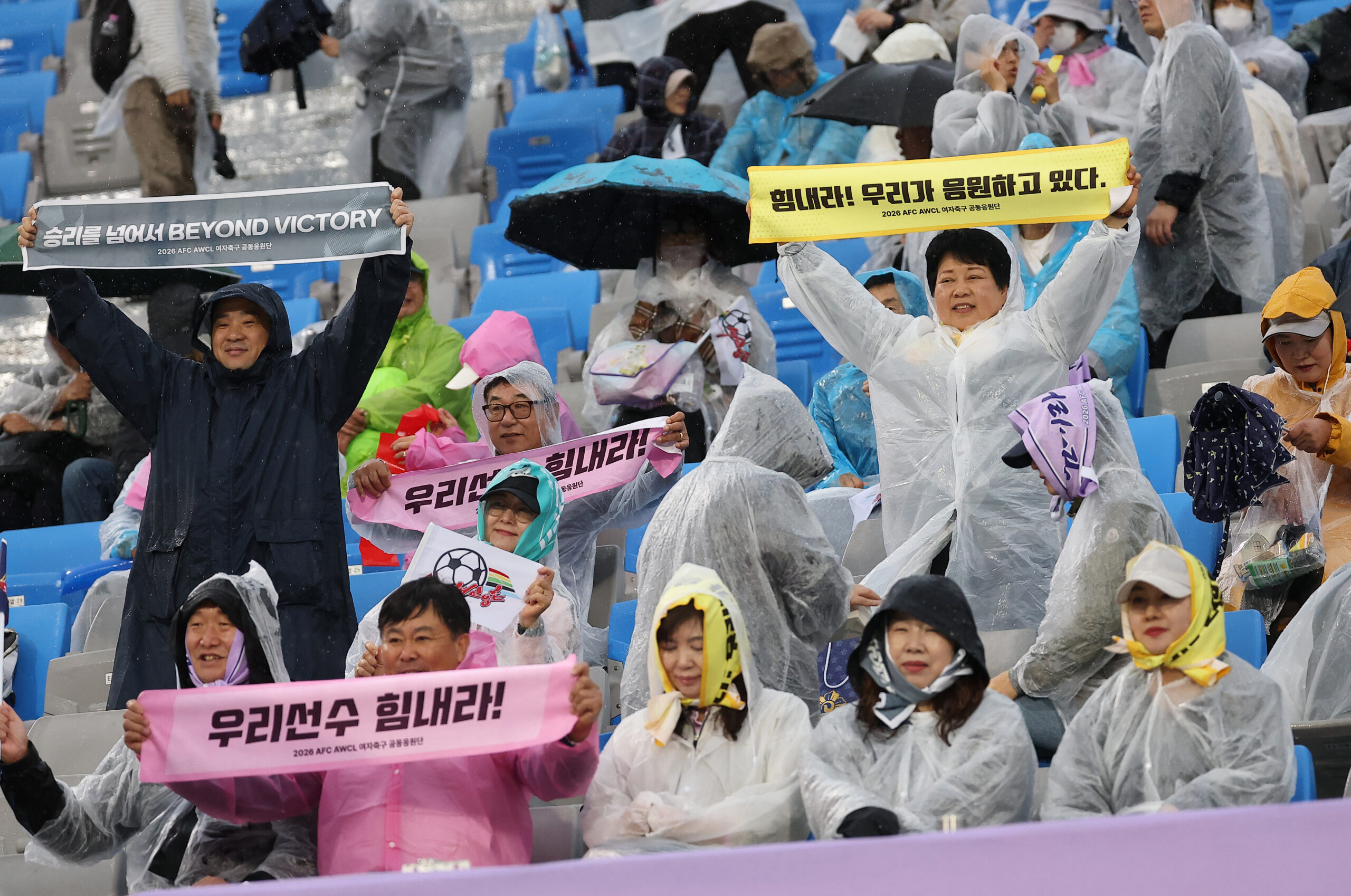 North Korea's first sports team to visit the South in eight years reached the Asian Women's Champions League final on Wednesday as Naegohyang Women's FC beat Suwon FC Women 2-1.