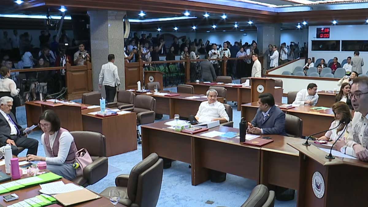 Senate majority no show? Minority bloc waits for session to resume