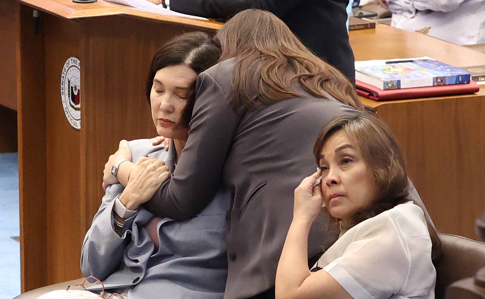 Artists, poets’ group cuts ties with Legarda after Senate prexy vote