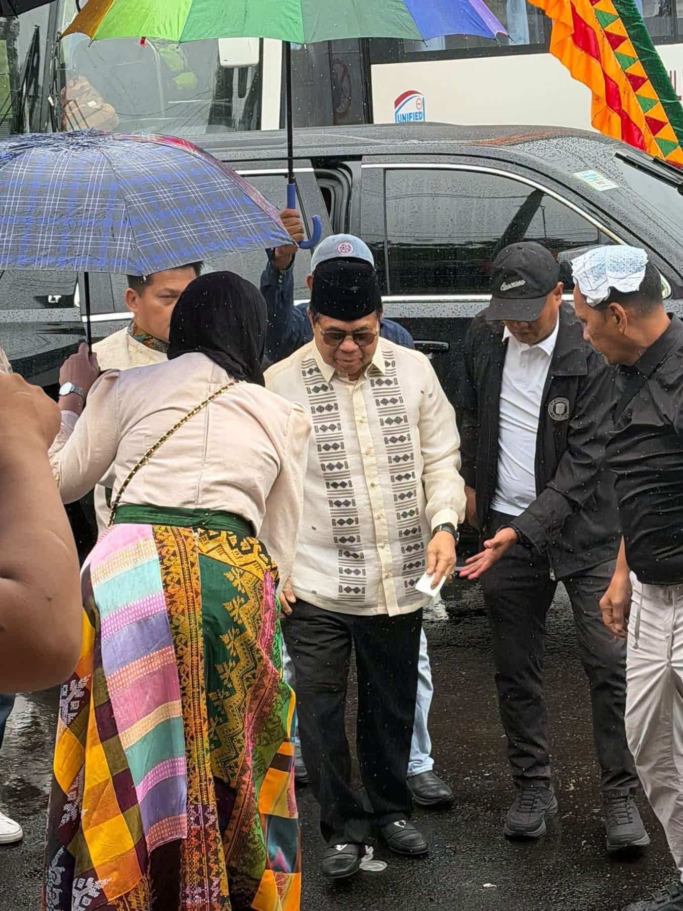 BARMM lawmakers arrive for inaugural session amid tight security