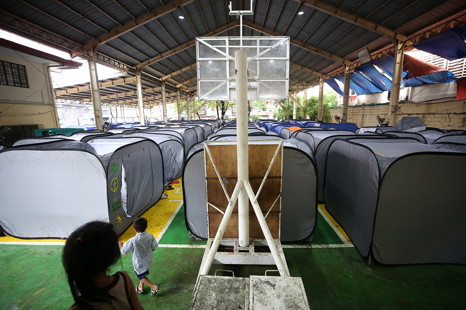 Marcos orders full aid delivery to habagat, cyclone victims