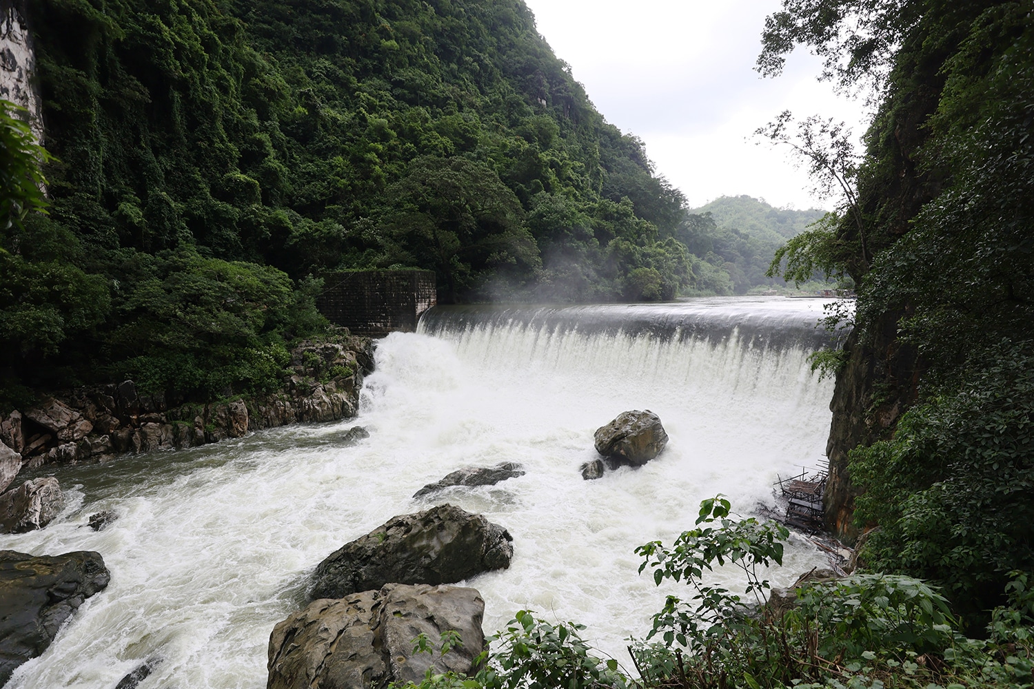 DAM WATCH: Water levels rise in some PH dams, 4 near spilling level