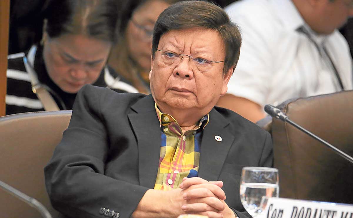 Marcoleta suspended due to plunder case