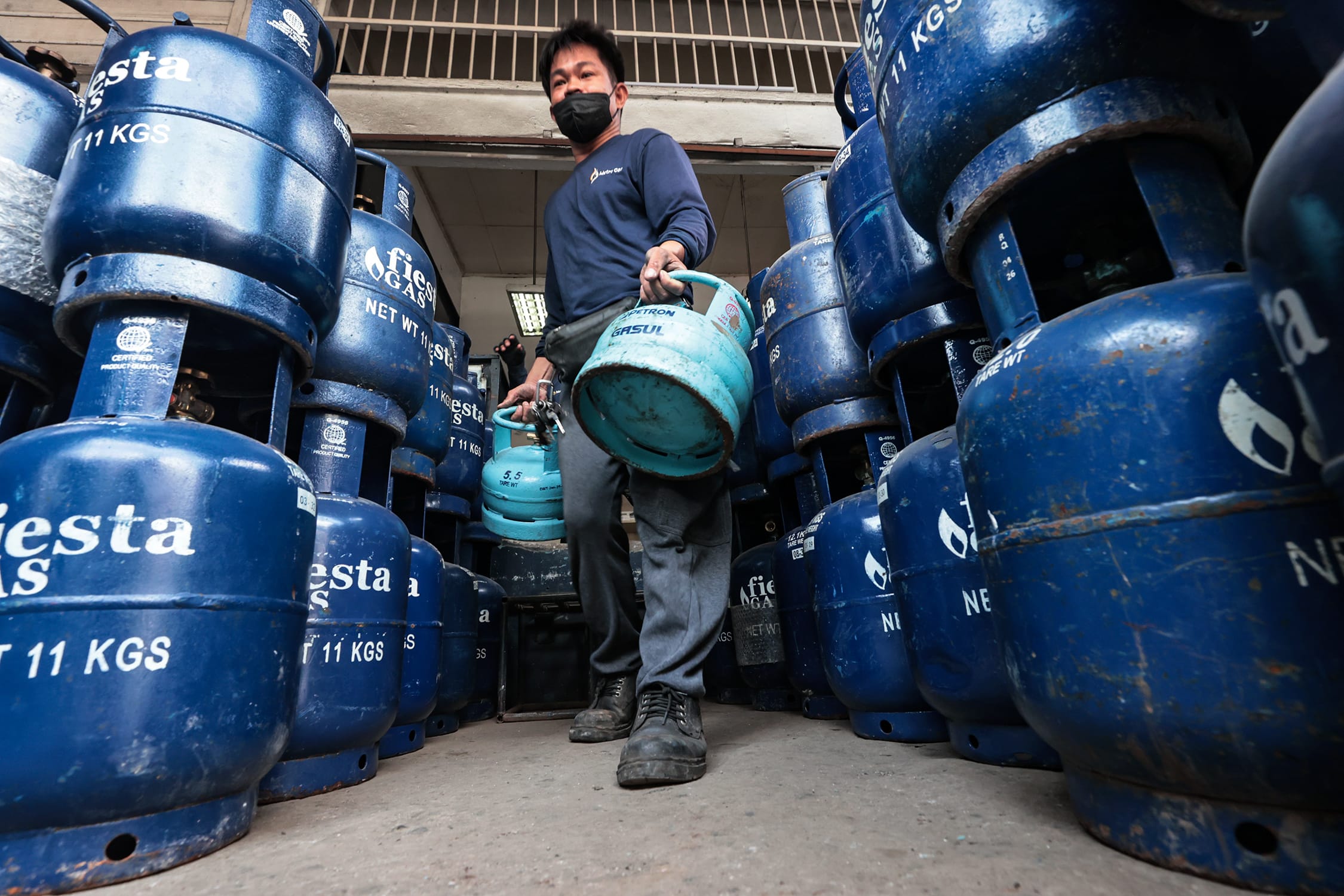 Solon warns of smaller bread, meal servings if LPG price spikes