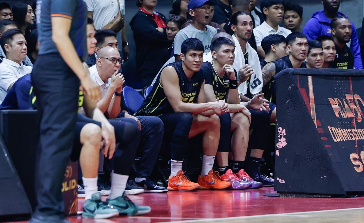 TNT Calvin Oftana Brandon Ganuelas-Rosser PBA Finals Game 7