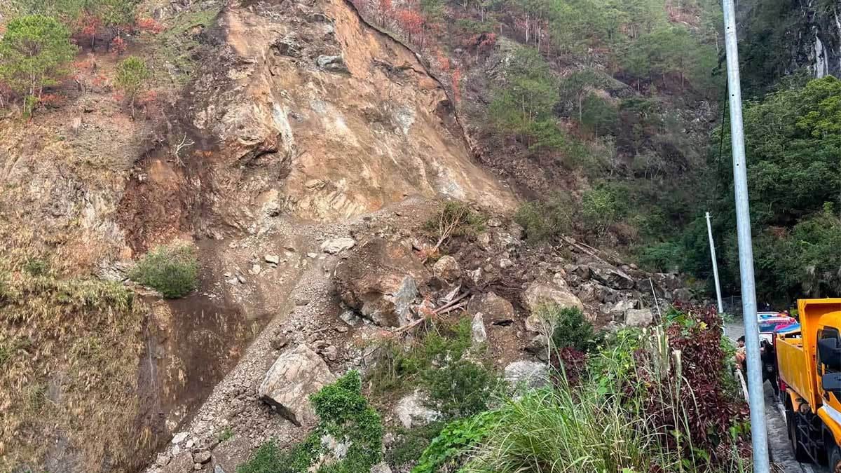 Mountain Province road closed due to massive landslides